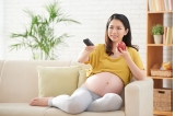 ?孕期這些食物千萬別吃，再饞也要忍?。?/>			</a>
		</div>
		<div   id=